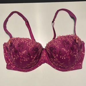 Beautiful magenta Ambrielle push up bra, excellent condition, size 36C, SEXY!